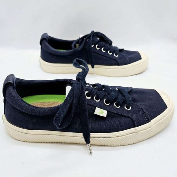 Cariuma Oca Low Canvas Sneaker Womens 7.5 Blue Lace Up Low Top Casual Shoe - Picture 2 of 8